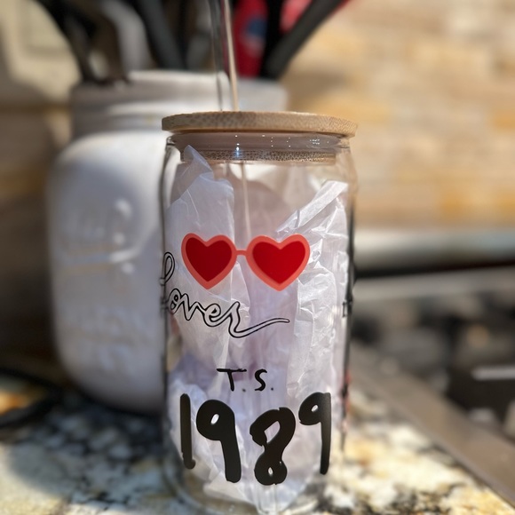 Taylor Swift Glass beer can - Picture 7 of 7